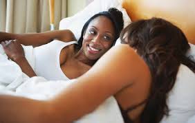 officeromancetwowomen II